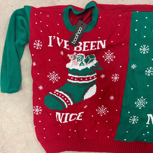 Boohoo Ugly sweater (for 2 people) - Picture 2 of 3